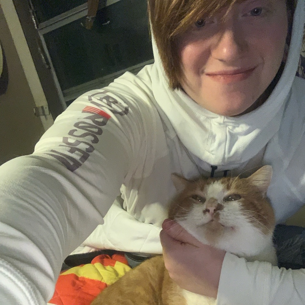 Meet Your Posher, Katie - Picture 3 of 4